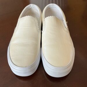 Vans Off-White Slip-On  light yellow or cream